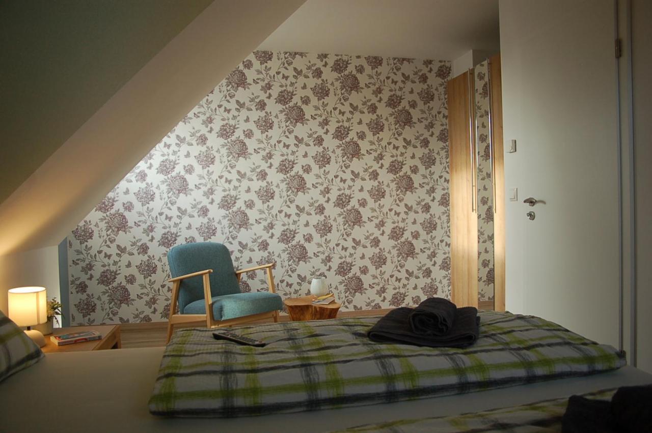 Behagliches Ferienhaus Zaunkoenig -Mit Kamin Und Sauna 塔内 外观 照片