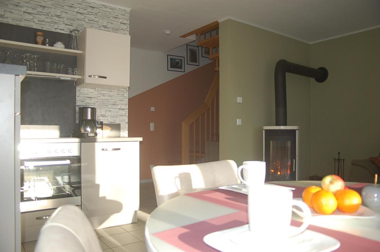 Behagliches Ferienhaus Zaunkoenig -Mit Kamin Und Sauna 塔内 外观 照片