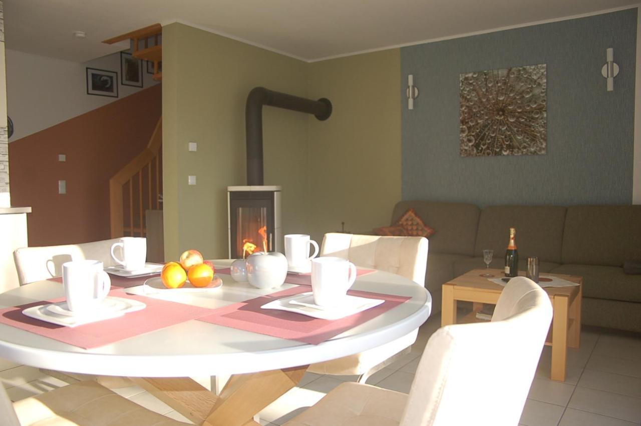 Behagliches Ferienhaus Zaunkoenig -Mit Kamin Und Sauna 塔内 外观 照片